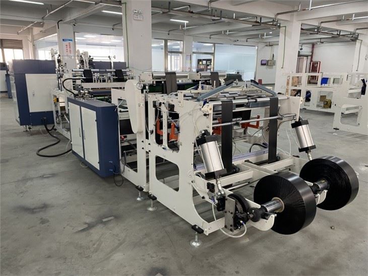 Máy làm túi và niêm phong đáy cho HDPE và LDPE